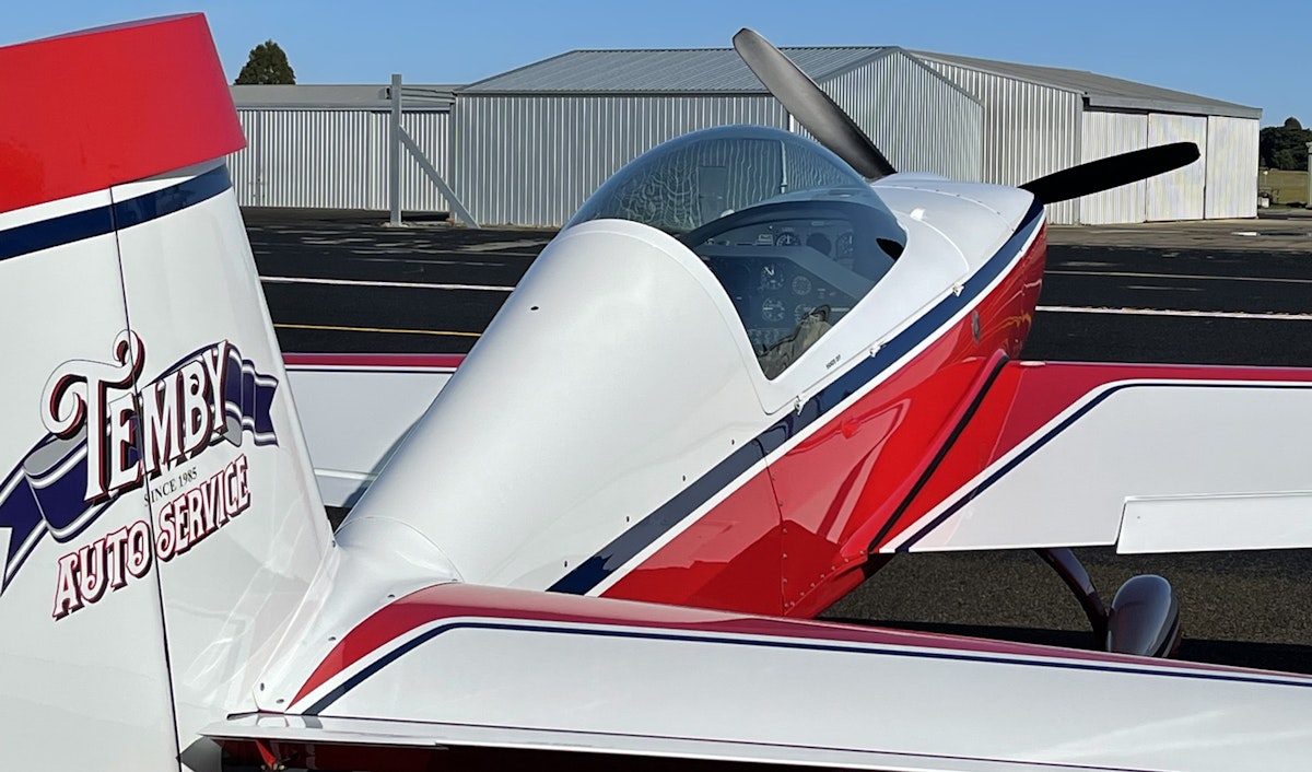 Extra 300 L Formula 1 competition Plane